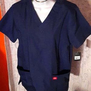 NWT Unisex Dickie Scrub  top (Men & Women)